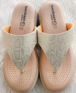 Supportive Sandals Under $55 Are Winning Over Shoppers