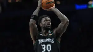 Timberwolves Trade Julius Randle, Sign Ayo Dosunmu to $112M Deal