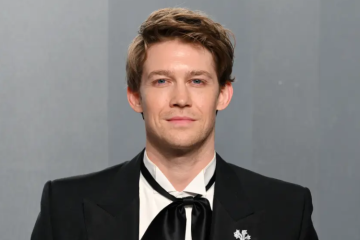 Joe Alwyn Sparks Dating Rumors With Sarah Pidgeon