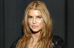 Jessica Simpson Says She's Open to Finding Love Through Social Media DMs