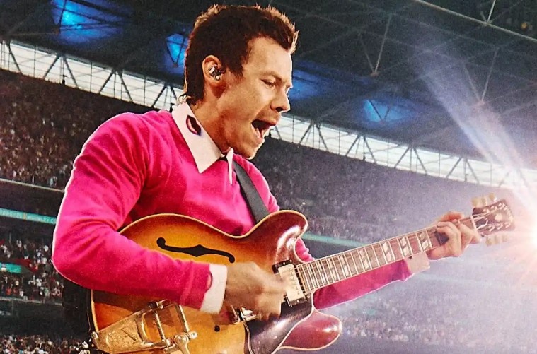 Harry Styles Rocks Out as Zendaya and Tom Holland Shine