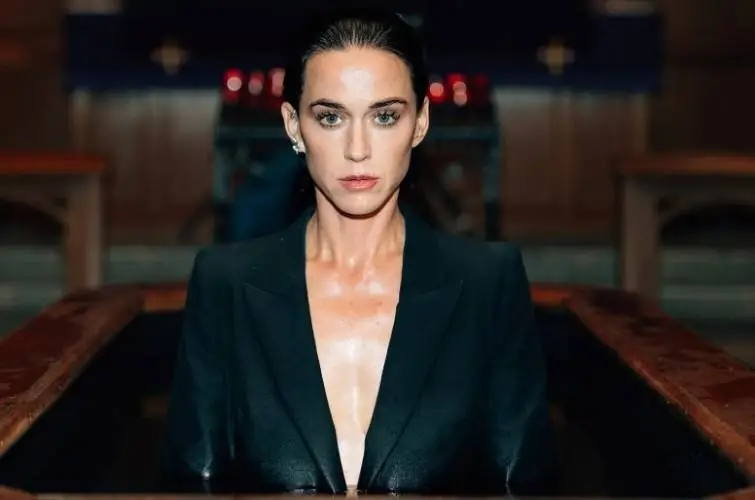 Katy Perry Embraces Her Dark Side in 'Watch It Burn'