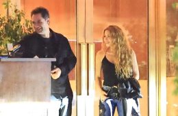 Shakira Sparks Dating Rumors With Manuel Garcia-Rulfo
