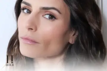 Jordana Brewster discusses undergoing awake brain surgery during a recent interview.