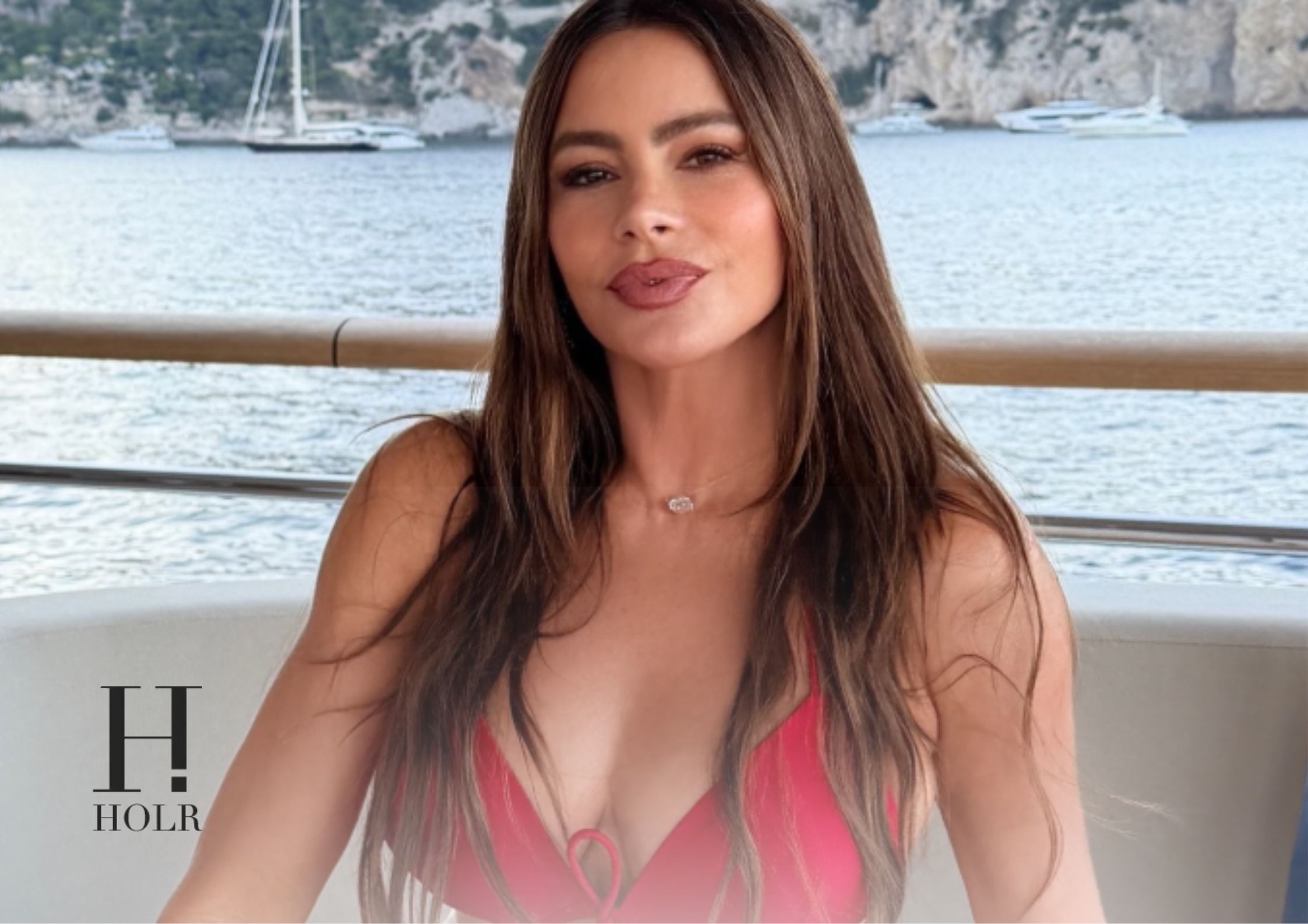 She jokingly thanked Italy for her "300 cakes."