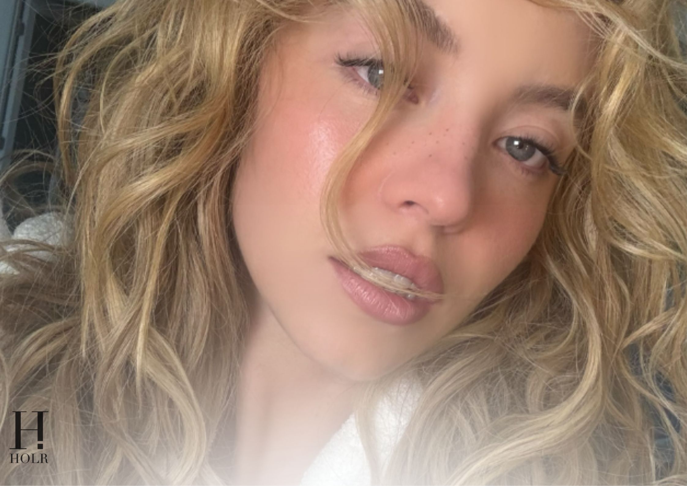 Sydney Sweeney Posts Fun Photo Dump From Australia
