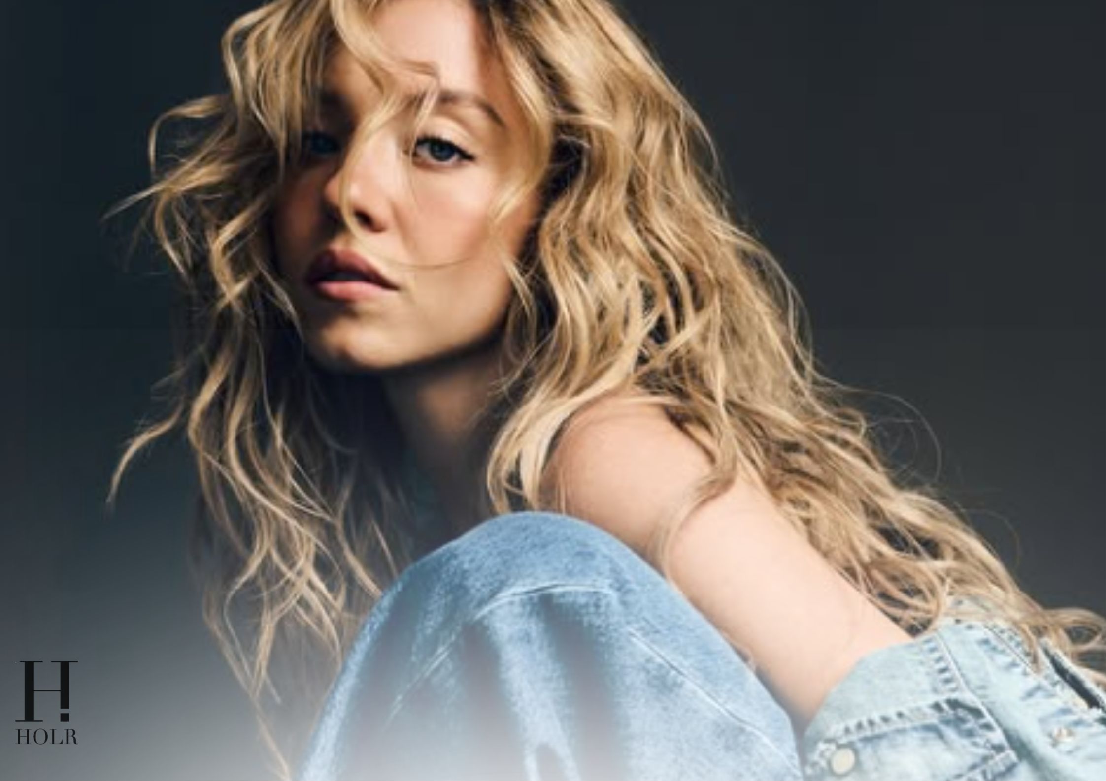 Sydney Sweeney Shows Off Summer Style in New AE Campaign