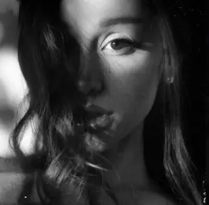Ariana Grande's "hate that i made you love me" Reaches 200 Million Spotify Streams