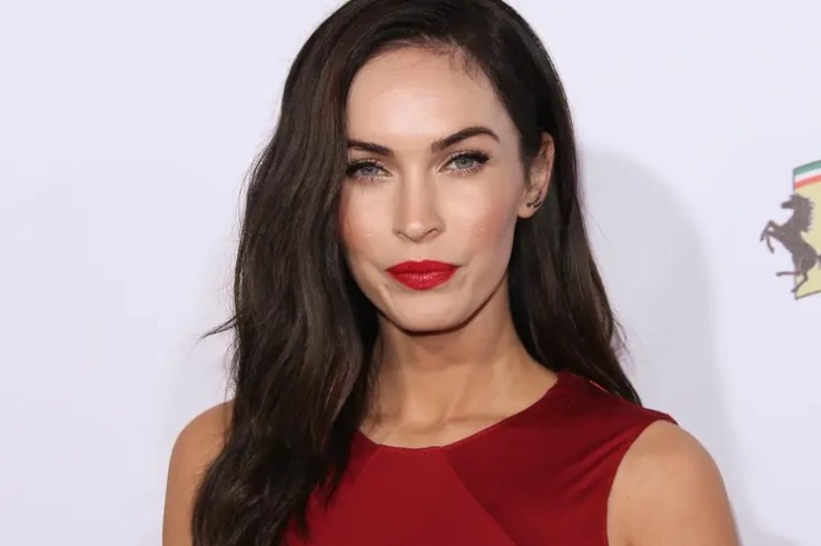 Megan Fox attending a red-carpet event, showcasing the Hollywood actress known for Transformers and Jennifer's Body.