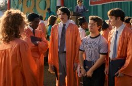 The Stranger Things cast gathered together in a special video celebrating the Netflix series' 10-year anniversary.