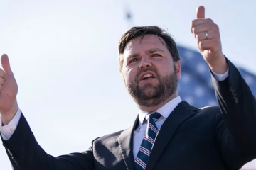 Secret Service Agent Allegedly Put on Leave After JD Vance Travel Leak