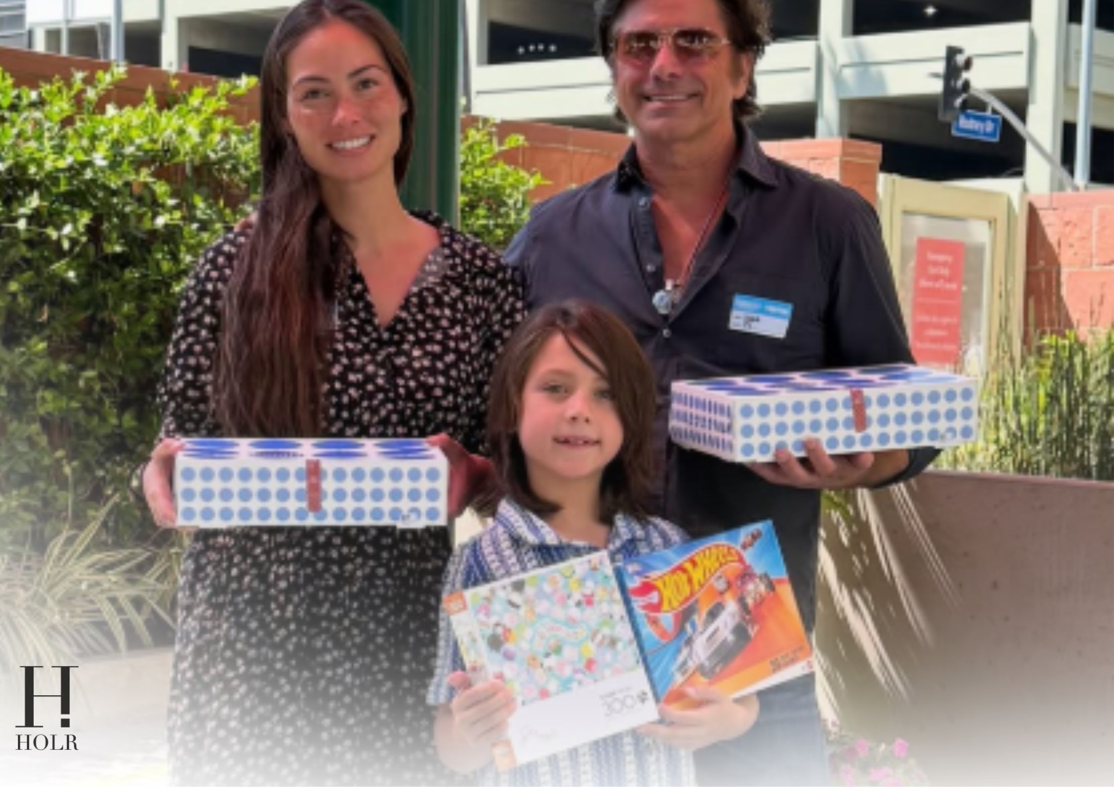John Stamos’ Heartwarming Hospital Visit