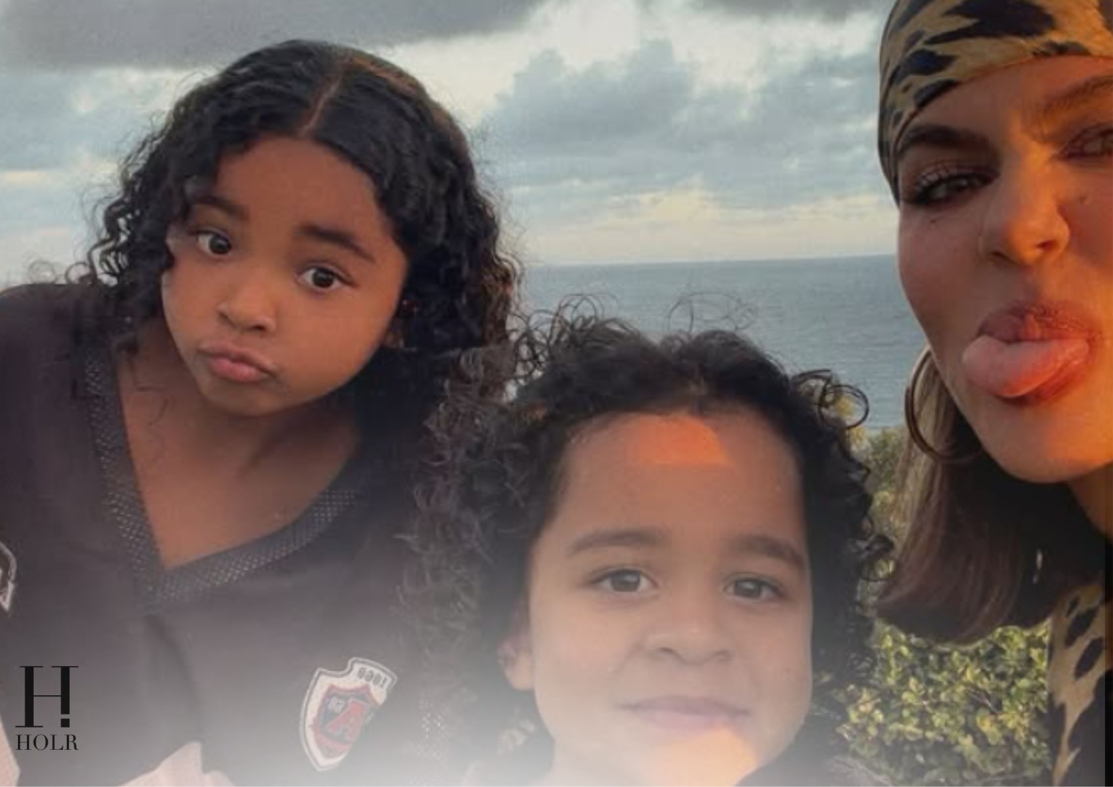 Khloé Kardashian Shares Beach Photos With Her Family