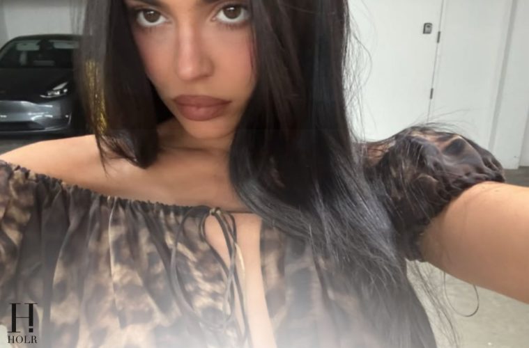 Kylie Jenner Shares Relaxed Summer Photo Dump