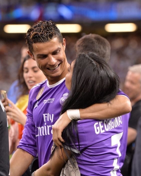 Cristiano Ronaldo and Georgina Rodríguez celebrate their marriage after nearly a decade together in a private Portugal ceremony.