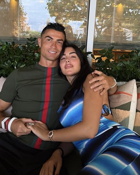Cristiano Ronaldo and Georgina Rodríguez celebrate their marriage after nearly a decade together in a private Portugal ceremony.