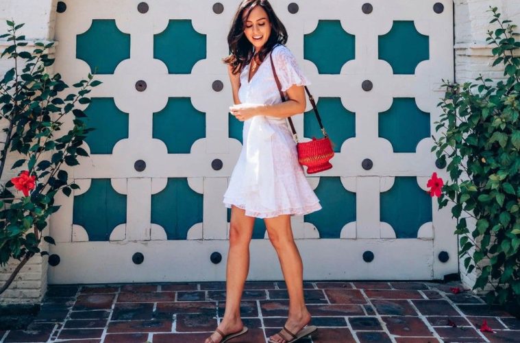 A selection of chic Labor Day weekend outfits featuring dresses, shorts, skirts, lightweight layers and polished summer accessories.