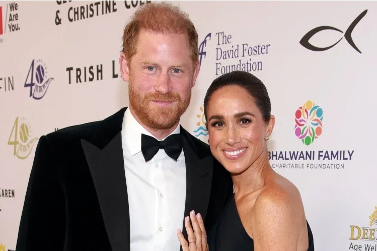 Meghan Markle wears Princess Diana's diamond and sapphire earrings while stepping out with Prince Harry in Canada.