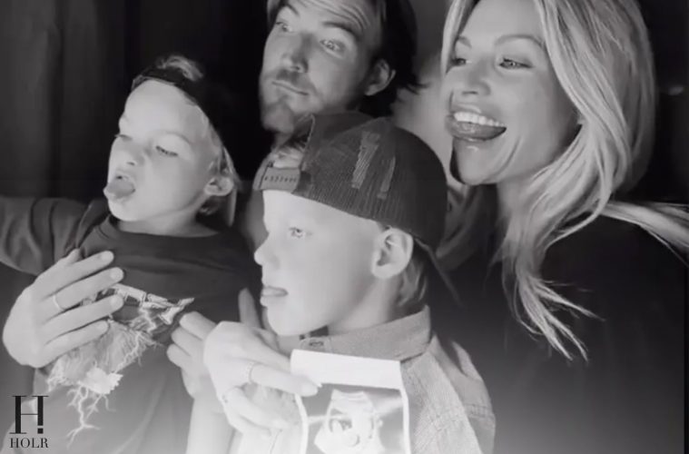 Witney Carson Returns to DWTS While Expecting Third Child